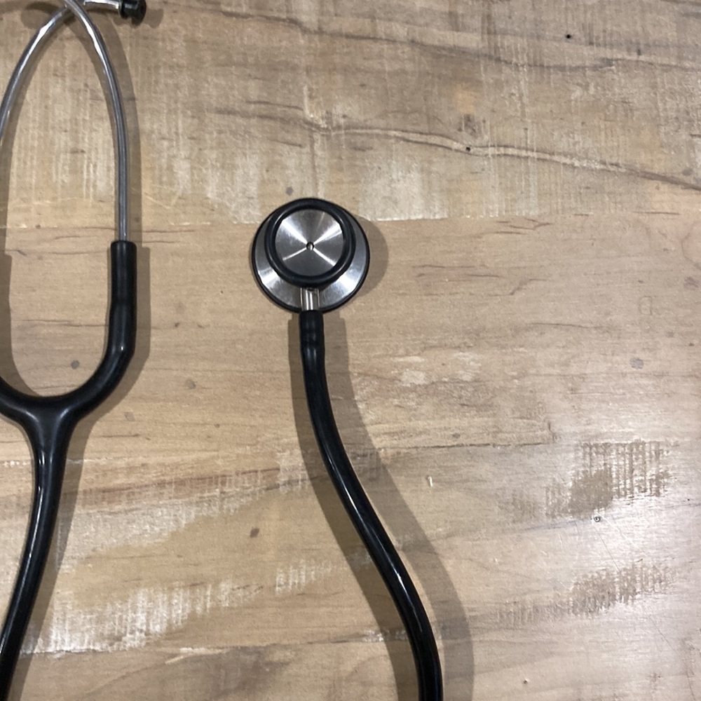 Stethoscope - Picture 4 of 5